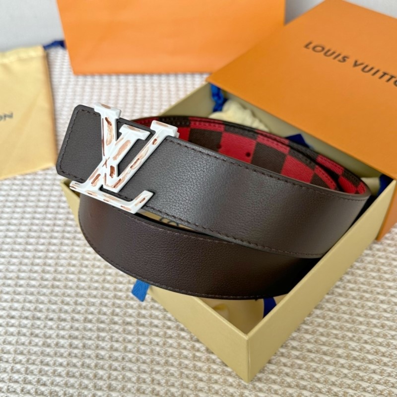 l0vis Vvtt0n belts